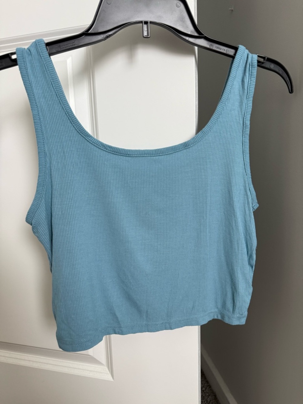 Women's Ribbed Scoop Neck Crop Tank Top - Blue